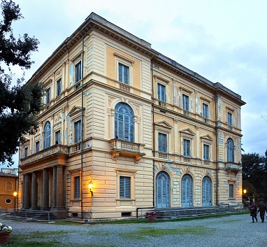 Villa Mimbelli latoovest