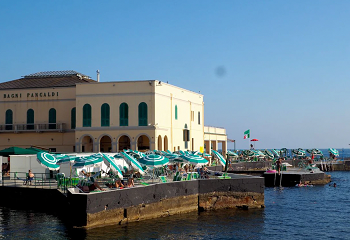 La Rotonda, oggi al suo posto ci sono i Bagni Palcaldi